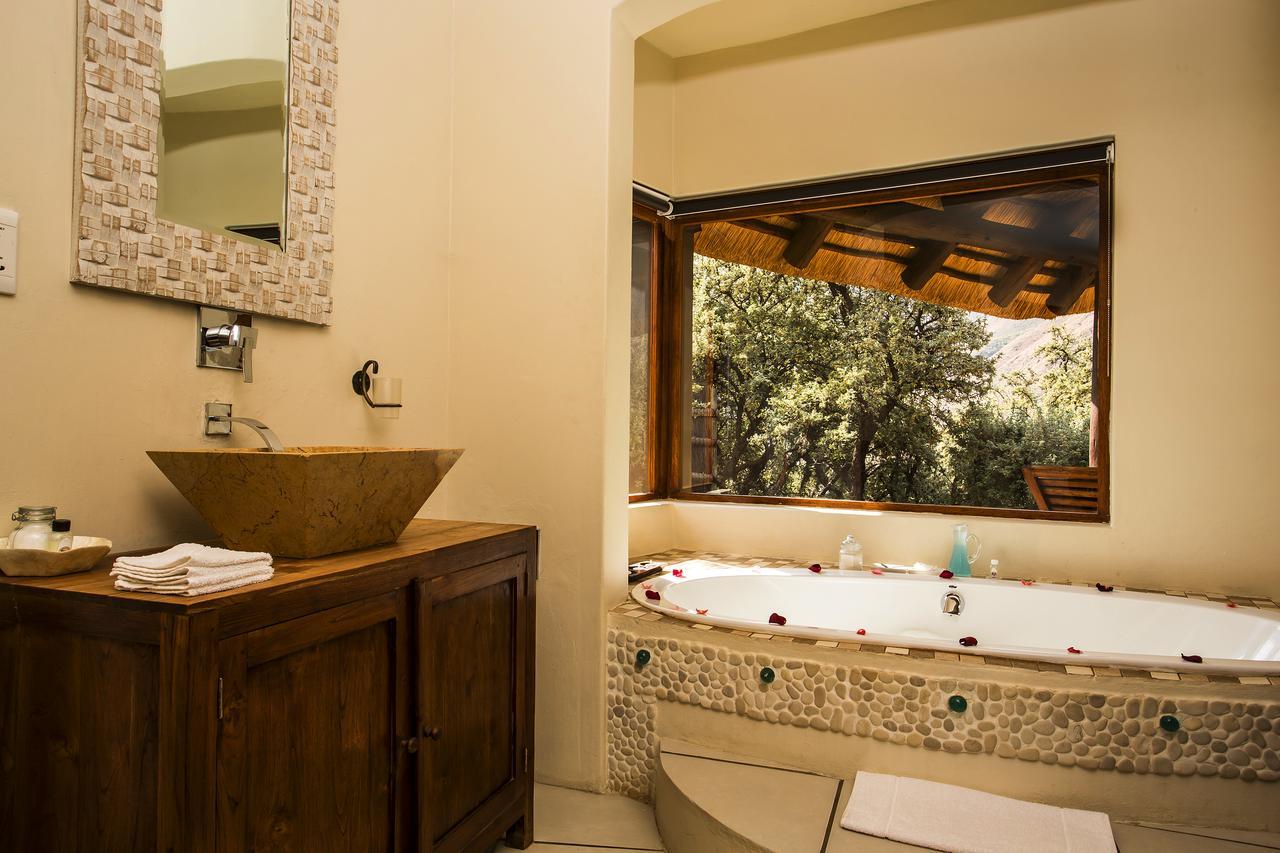 Maliba Mountain Lodge Butha-Buthe エクステリア 写真