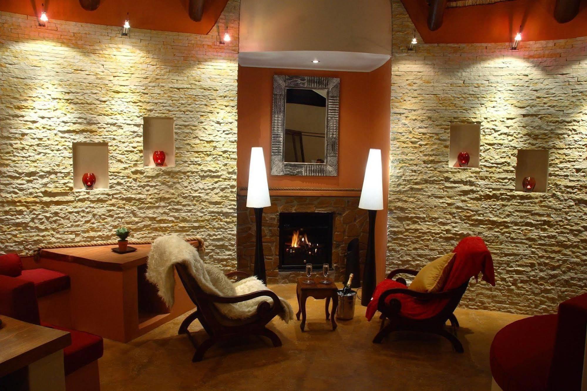 Maliba Mountain Lodge Butha-Buthe エクステリア 写真