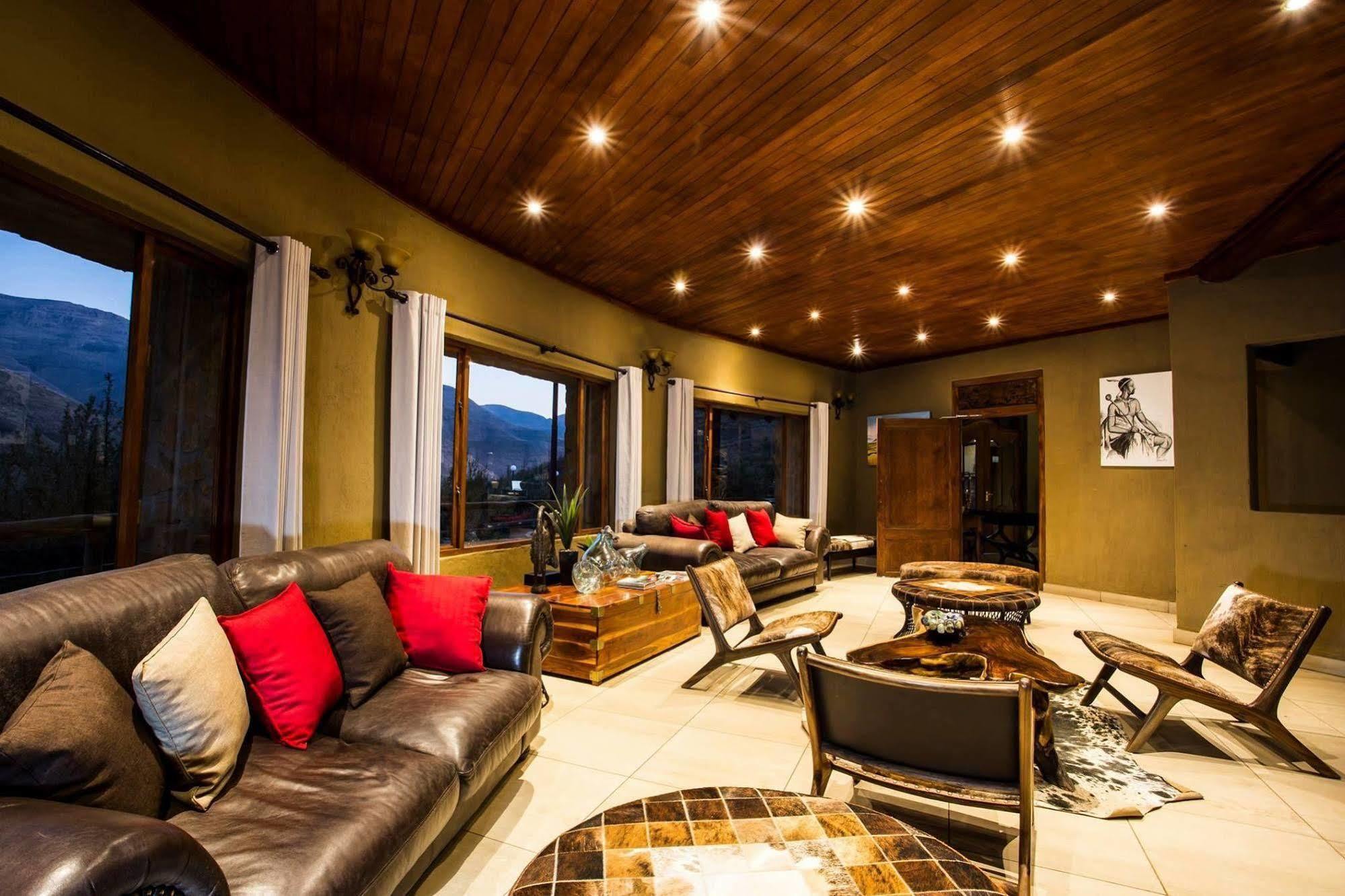 Maliba Mountain Lodge Butha-Buthe エクステリア 写真