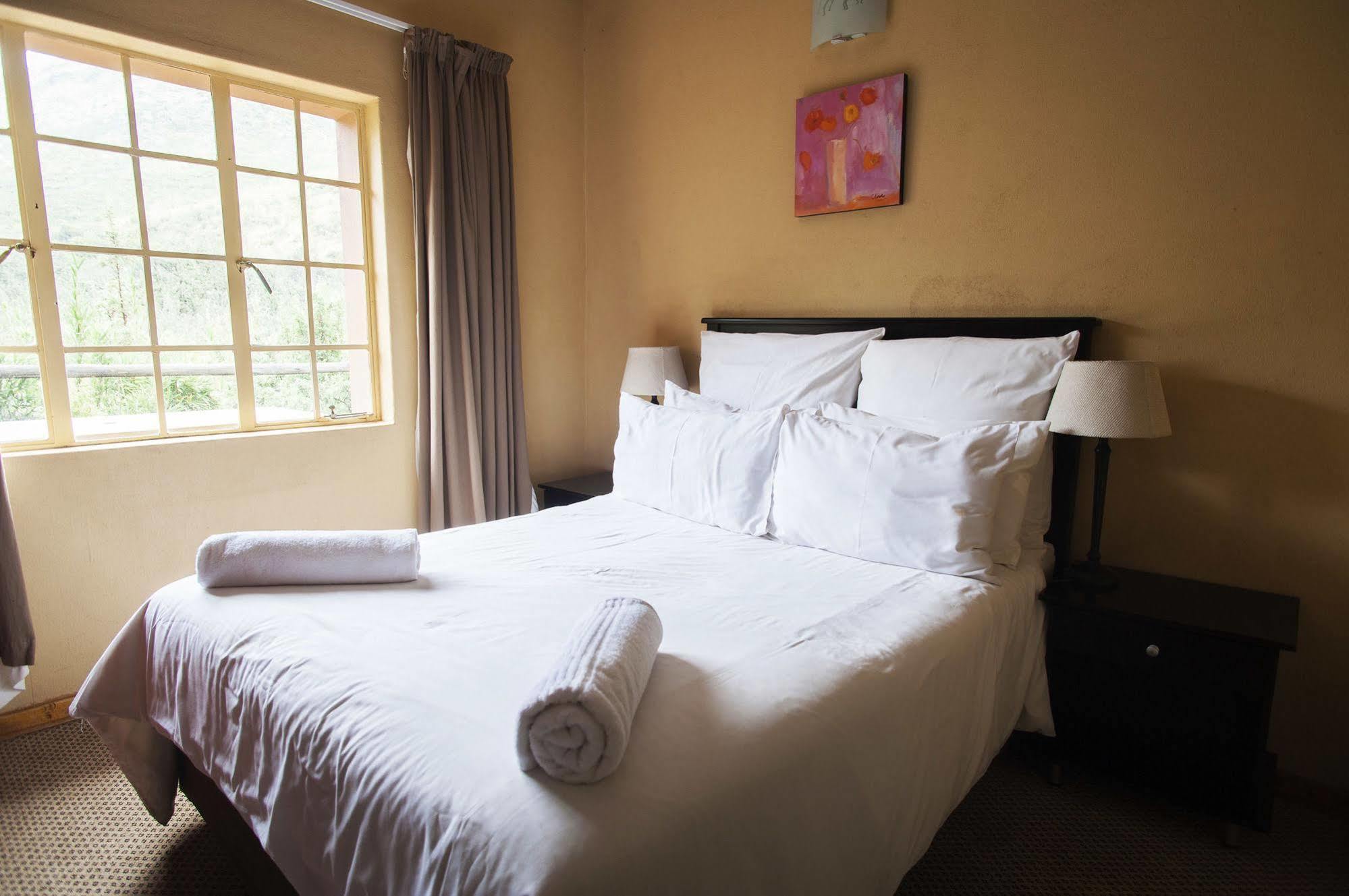 Maliba Mountain Lodge Butha-Buthe エクステリア 写真