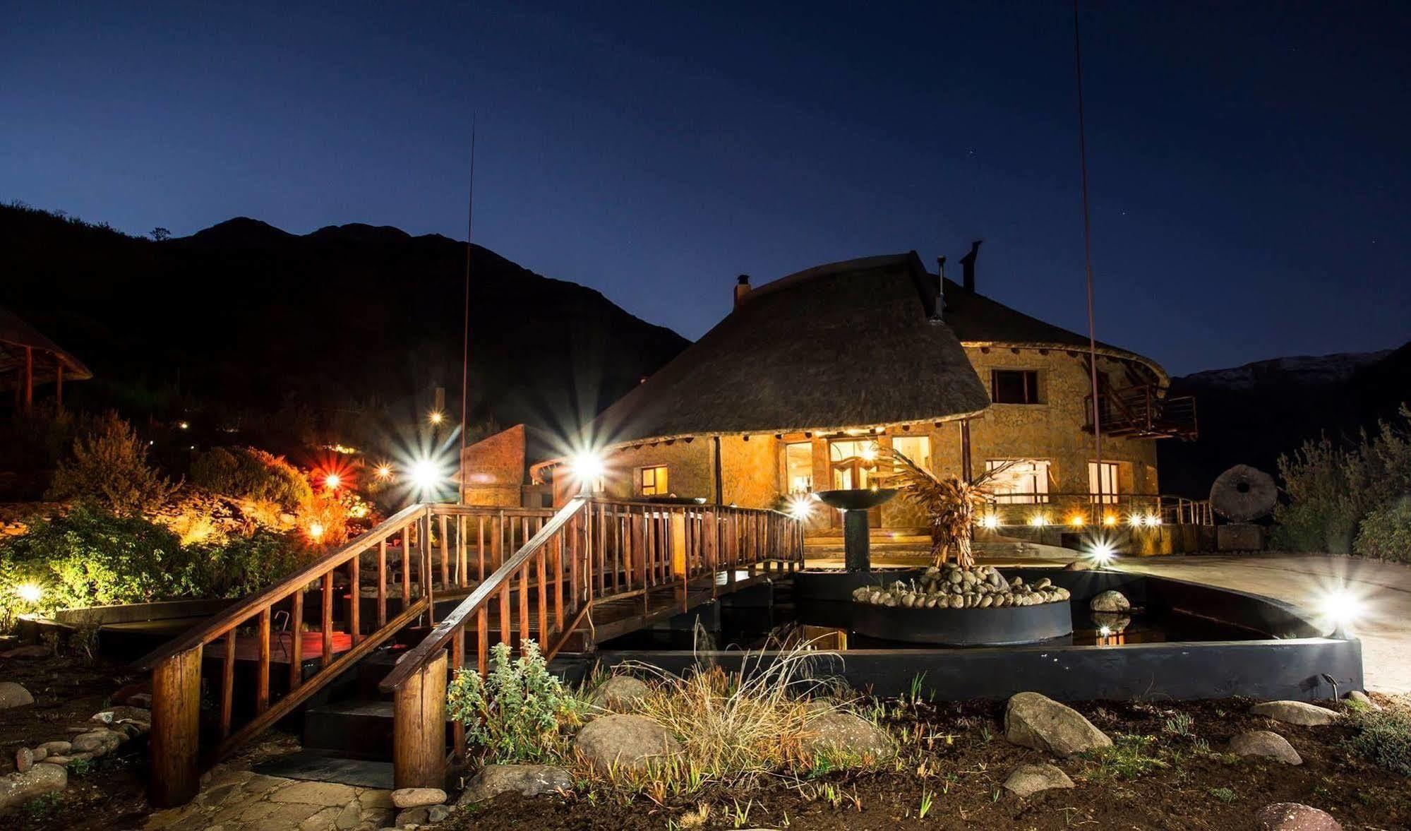 Maliba Mountain Lodge Butha-Buthe エクステリア 写真